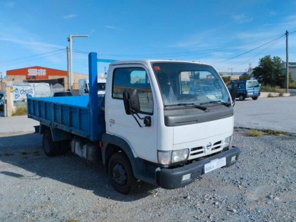 NISSAN CABSTAR 110.35 3.0TD 125CV - Imagen 5