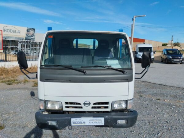 NISSAN CABSTAR 110.35 3.0TD 125CV - Imagen 2