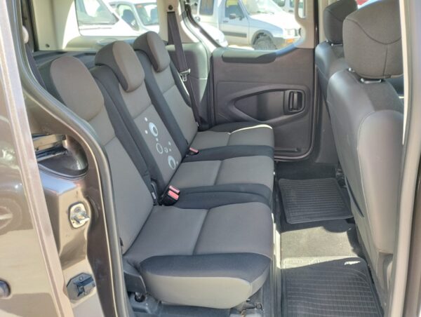 CITROEN Berlingo 1.6 HDI 100 LIVE - Imagen 9