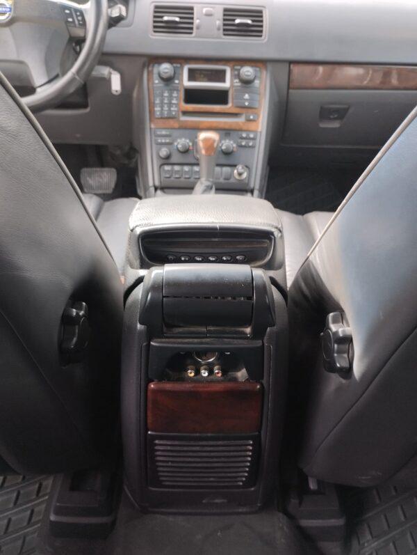 VOLVO XC90 D5 Executive 136 kW (185 CV) - Imagen 17