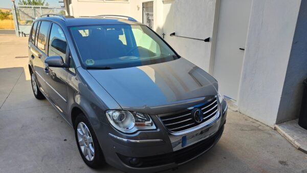 VOLKSWAGEN TOURAN 1.9 TDI