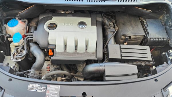 VOLKSWAGEN TOURAN 1.9 TDI - Imagen 8