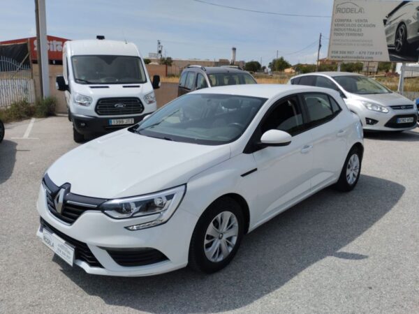 RENAULT Megane 1.2 TCe 100 Life Energy