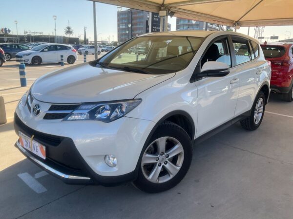 TOYOTA RAV4 2.0 D4D ADVANCE 4X2